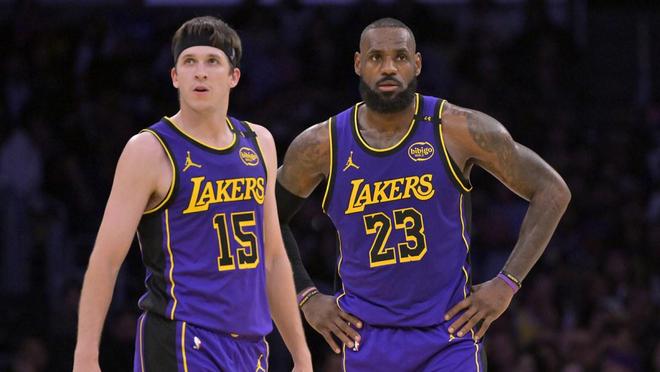 奥尼尔担心勒布朗·詹姆斯回归后，湖人队里