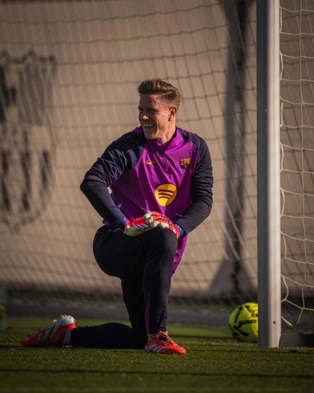 特狮近复出，巴萨赢两次