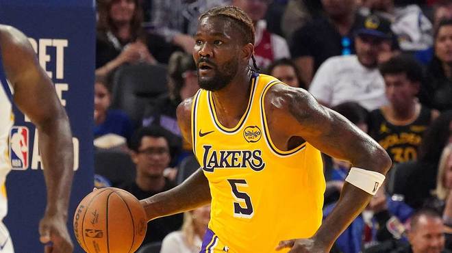 湖人队艾顿在打独行侠比赛前坦诚谈及伤情: