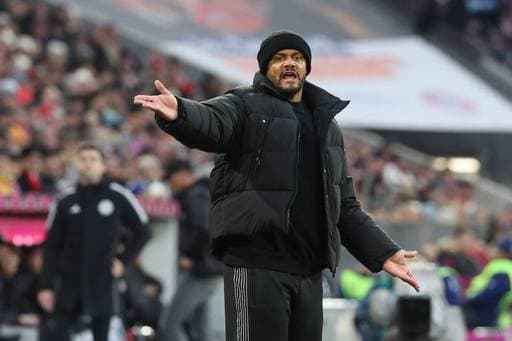 孔帕尼：我们不能变得傲慢，必须