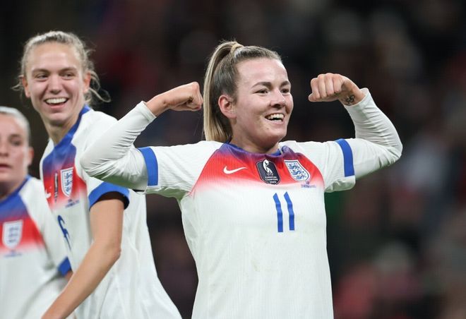 中国女足0-8英格兰!追平队史最大比分失利,3年前世界杯曾输1-6