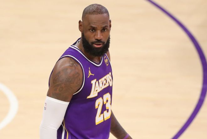 詹姆斯今日确定缺战鹈鹕!本赛季已缺阵15