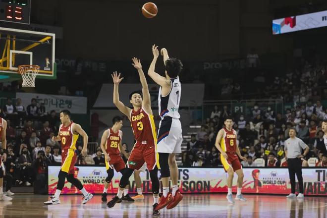 从夏天到冬天,中国男篮的手感也凉了?