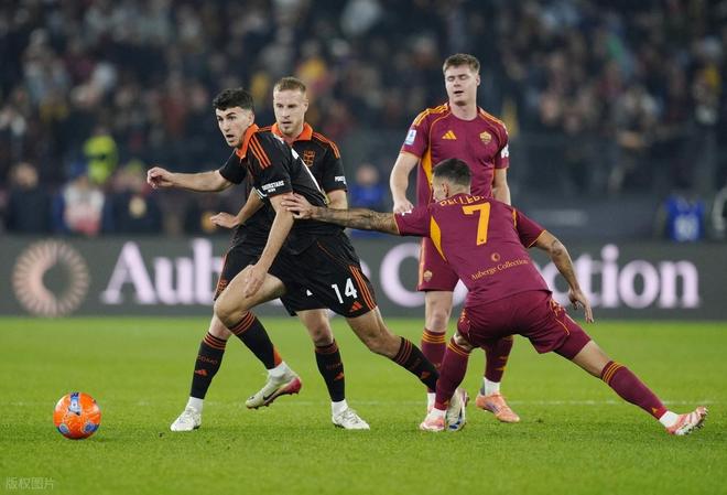 韦斯利制胜球定乾坤 罗马小胜科