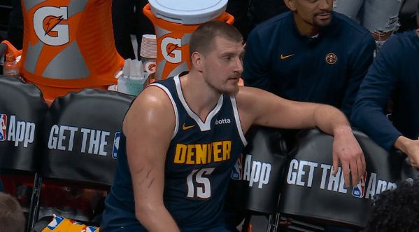 约基奇39+15+10 掘金加时险胜火箭豪取5连胜