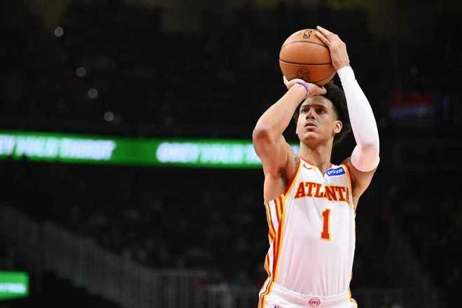 老鹰117-100轻取鹈鹕 特雷-杨缺阵仍全队7人得分上双