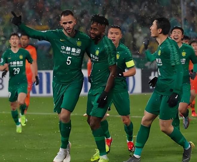 国安亚冠新援杜齐亚克来头不小：曾在克洛普麾下踢球，28号背后还有特殊故事